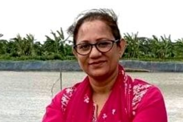 নানাবাড়িতে অতিরিক্ত পুলিশ সুপারের ঝুলন্ত মরদেহ