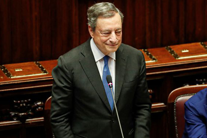 পদত্যাগ করলেন ইতালির প্রধানমন্ত্রী