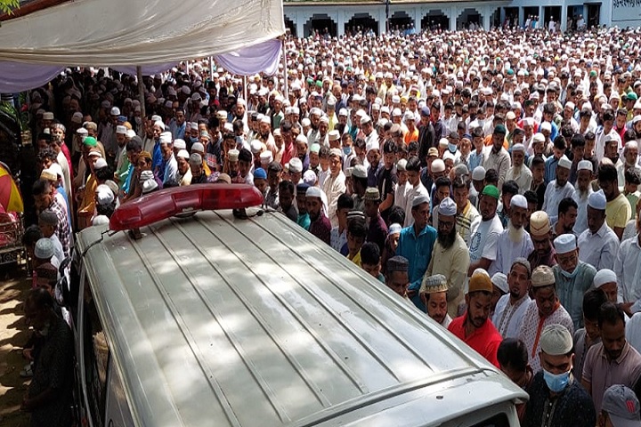 ট্রেন দুর্ঘটনা : চিরনিদ্রায় ১১ জন