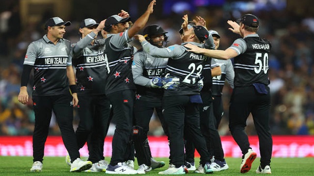 অজিদের গুঁড়িয়ে কিউইদের ‘প্রথম’ জয়