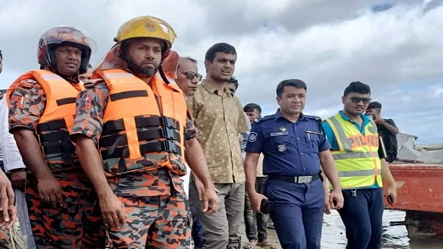 সিত্রাংয়ে ড্রেজার ডুবি : আরও ৩ শ্রমিকের মরদেহ উদ্ধার