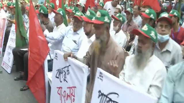 সাকা চৌধুরীর বাড়ি ঘেরাও করলো মুক্তিযোদ্ধা সংসদ সন্তান কমান্ড