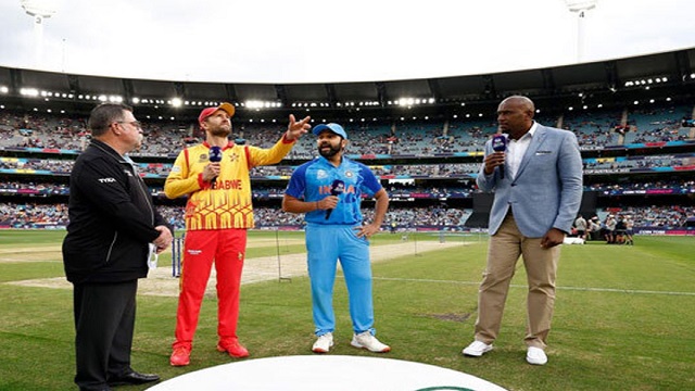 নিয়ম রক্ষার ম্যাচে টস জিতে ব্যাটিংয়ে ভারত