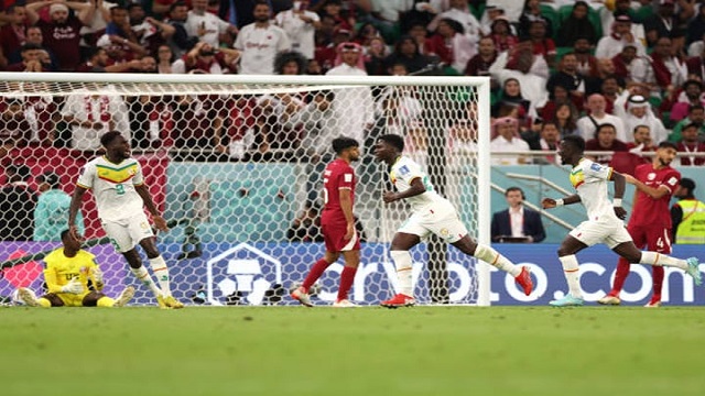 স্বাগতিক কাতারকে বিদায় করে বিশ্বকাপে টিকে রইলো সেনেগাল