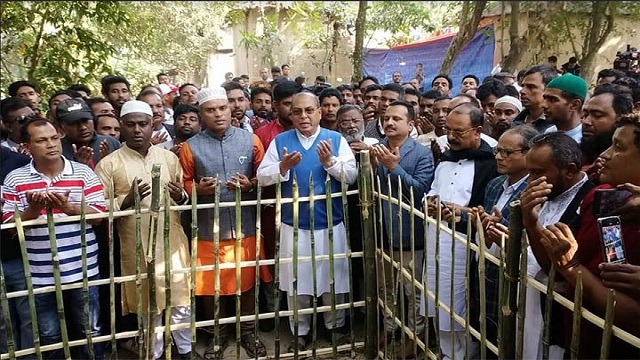 মায়ের লাশ কবরে নামাতে না পারা অমানবিক : গয়েশ্বর