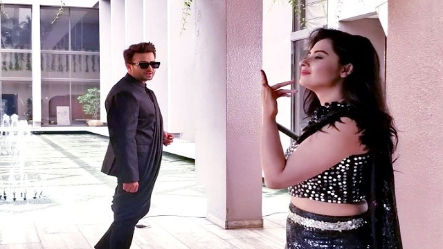 সুখবর দিলেন শাকিব-বুবলী