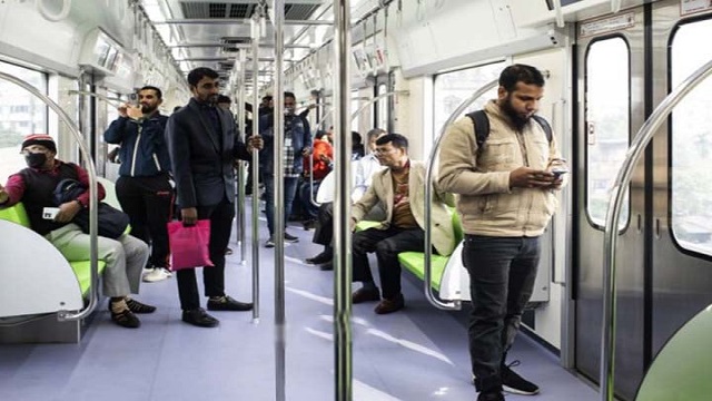 প্রথম দিনে মেট্রোতে যত আয়