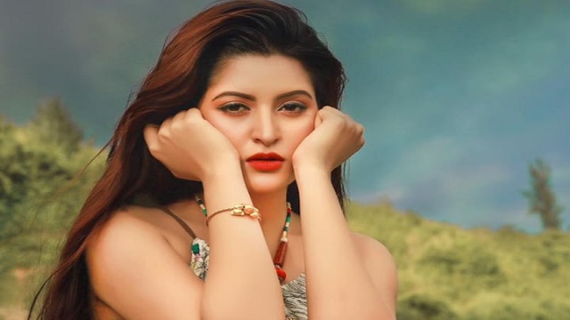 এবার নতুন তথ্য জানালেন পরীমণি