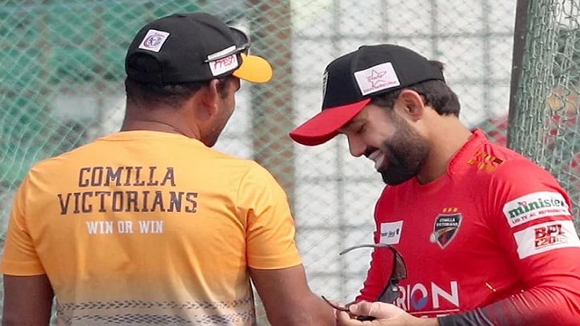 হেলিকপ্টারে চড়ে বিপিএলে রিজওয়ান