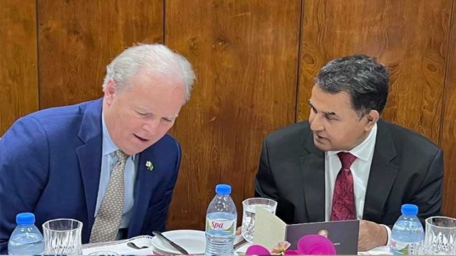 বাংলাদেশের অর্থনৈতিক উন্নয়নের প্রশংসায় বিশ্বব্যাংকের এমডি