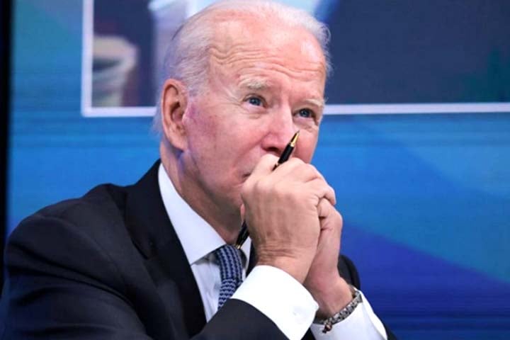 বাইডেনের বাড়ি থেকে আরও ৬ গোপন নথি উদ্ধার