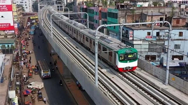বুধবার থেকে পল্লবী স্টেশনে থামবে মেট্রোরেল