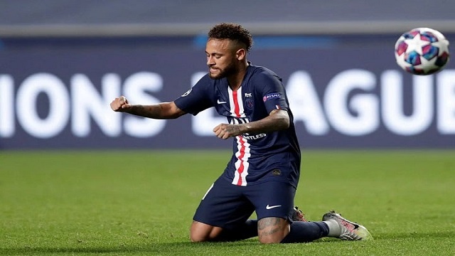 পিএসজির ২১ জনের দলেও নেই নেইমার