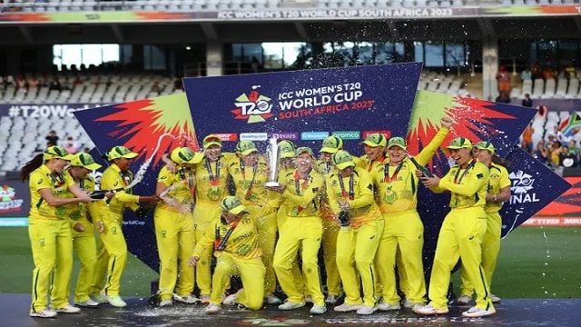 টি-টোয়েন্টি বিশ্বকাপের হ্যাটট্রিক চ্যাম্পিয়ন অস্ট্রেলিয়ার নারীরা