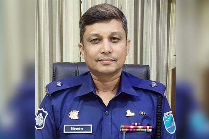 যোগদানের ৫ দিনের মধ্যে ওসিকে বদলি