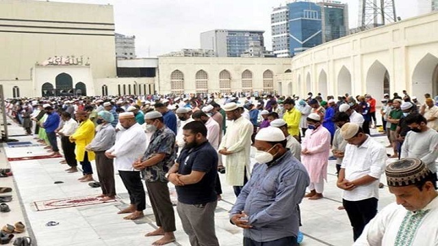 যেভাবে পড়বেন ঈদুল ফিতরের নামাজ