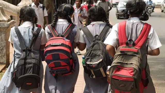 মোখা : ৪ বোর্ডের সব শিক্ষাপ্রতিষ্ঠান রোববার বন্ধ