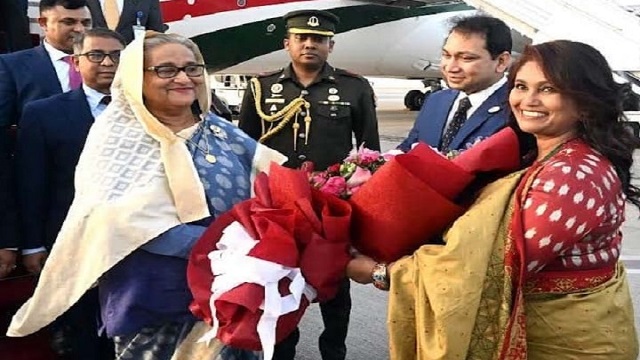 দোহায় পৌঁছেছেন প্রধানমন্ত্রী শেখ হাসিনা