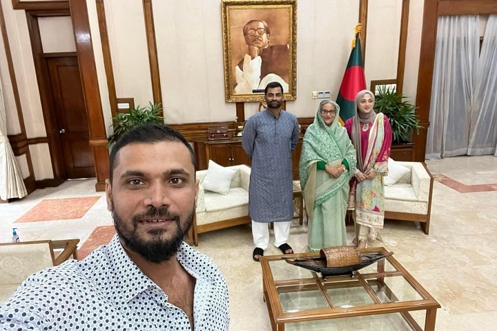 প্রধানমন্ত্রীর প্রশংসায় ম্যাশ