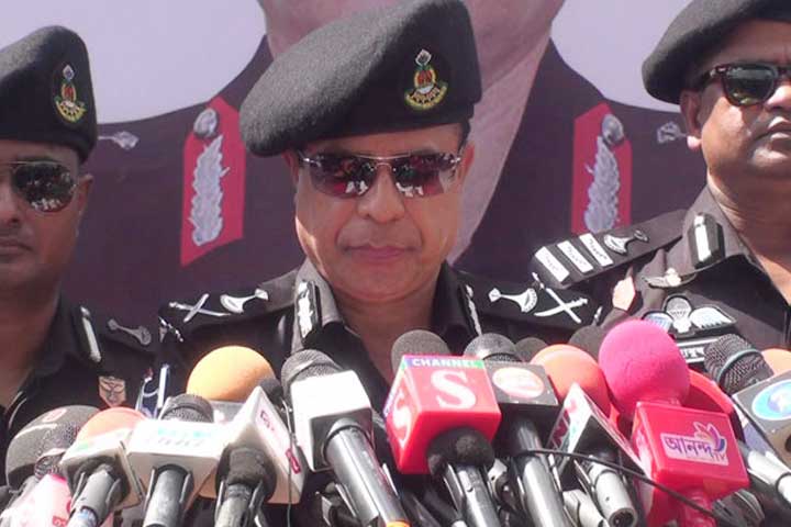 যতই স্যাংশন আসুক, ভয় পাই না : র‌্যাব মহাপরিচালক