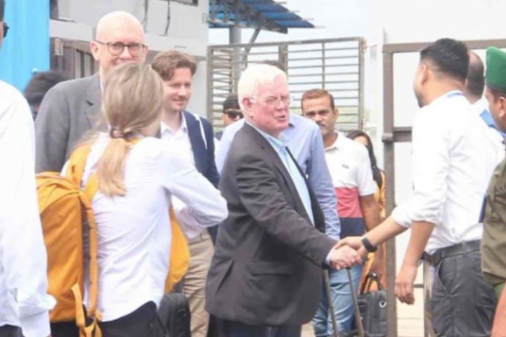 রোহিঙ্গা পরিস্থিতি পরিদর্শনে কক্সবাজারে ইইউ’র প্রতিনিধি দল