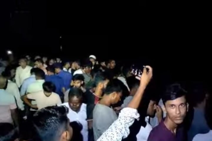 বাল্কহেডের ধাক্কায় ট্রলারডুবি, নিহত বেড়ে ৮