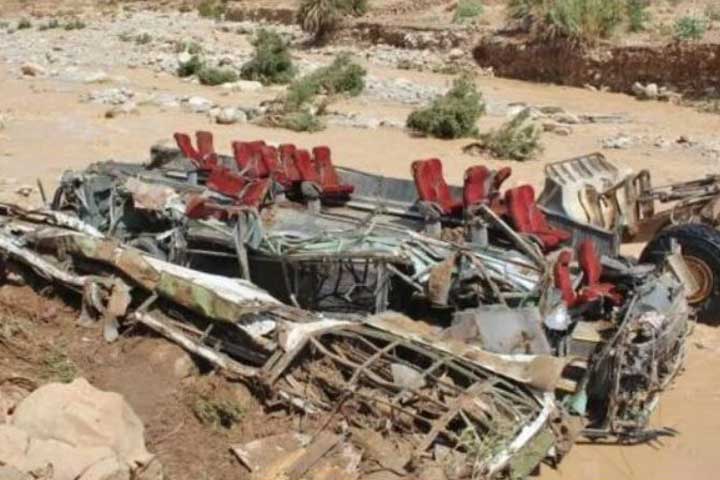 মরক্কোয় মিনিবাস উল্টে নিহত ২৪