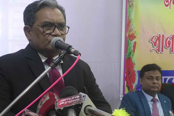 ‘বঙ্গবন্ধুর হত্যাকারীদের প্রকাশ্যে আনতে কমিশন গঠন করা উচিত’