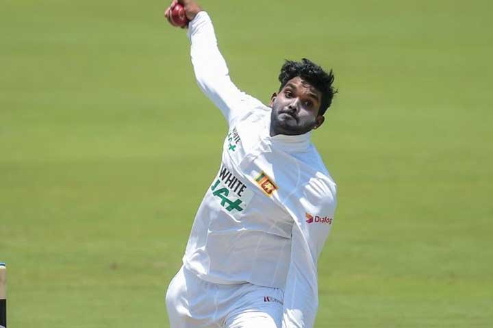 টেস্টকে বিদায় জানালেন হাসারাঙ্গা