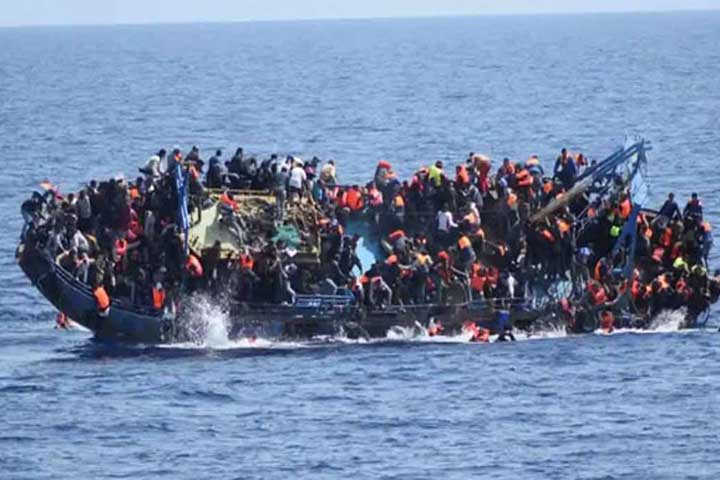 স্পেন যাওয়ার পথে নৌকা ডুবে ৬০ জনের মৃত্যু