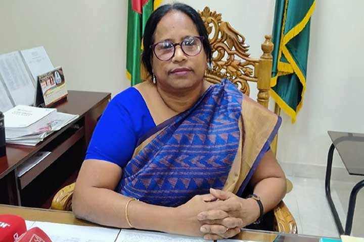 ‘সমালোচনা এড়াতে কেন্দ্রে ব্যালট যাবে ভোটের দিন সকালে’
