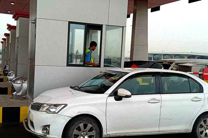 উড়ালসড়কে তৃতীয় দিনে যত টাকা টোল আদায়