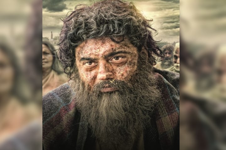 দেবের ‘বাঘা যতীন’ লুকে উত্তাল নেটদুনিয়া