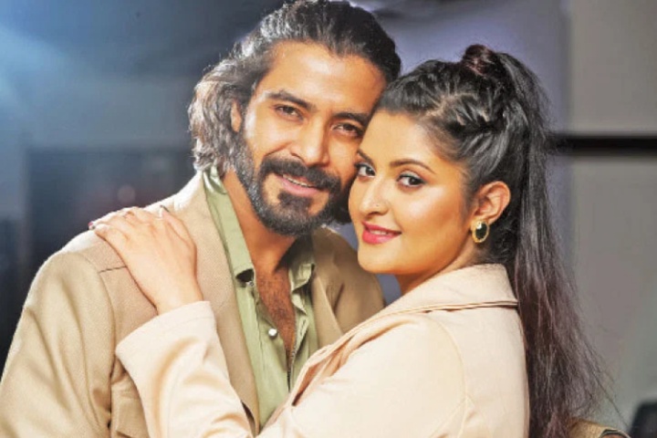 ‘পরীর জনপ্রিয়তাই বিচ্ছেদের কারণ’