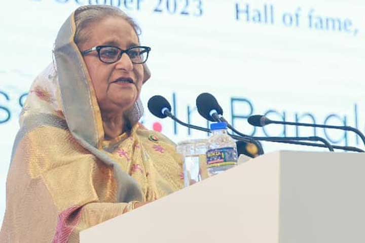 আমাদের পণ্য আমাদের নামে বাজারজাত করুন : প্রধানমন্ত্রী