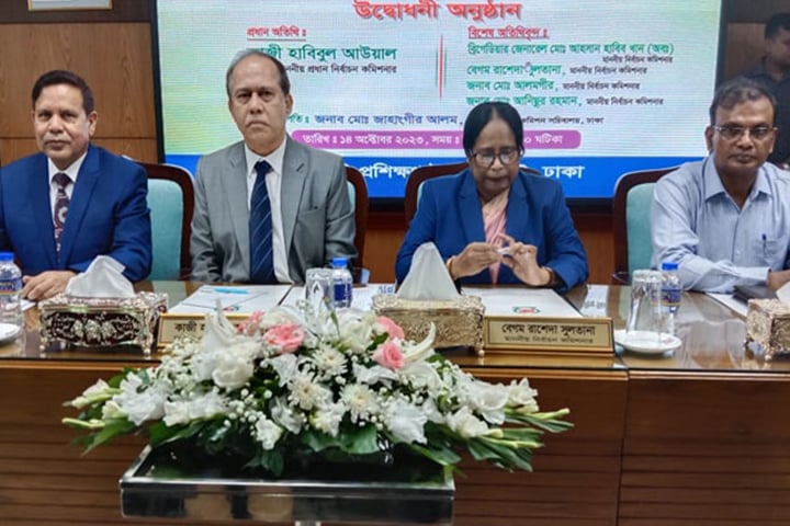 নির্বাচন নিয়ে ডিসি-এসপিদের যে বার্তা দিলো ইসি