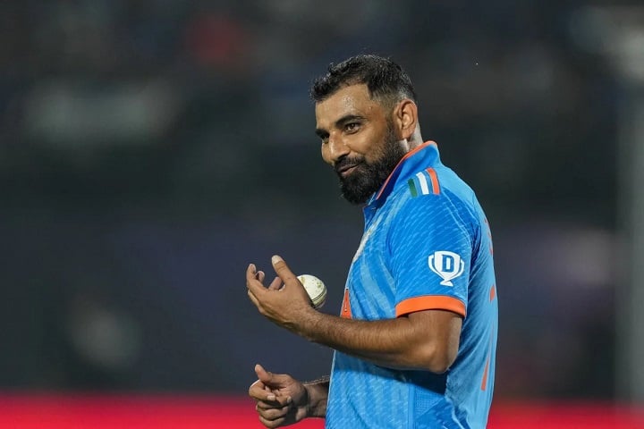 প্রথম ভারতীয় বোলার হিসেবে রেকর্ডবুকে শামি