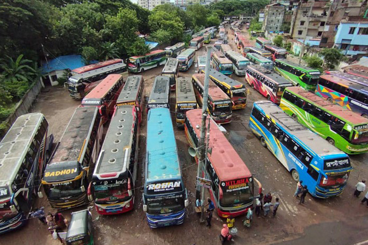 ঢাকার সঙ্গে সারাদেশের বাস চলাচল বন্ধ