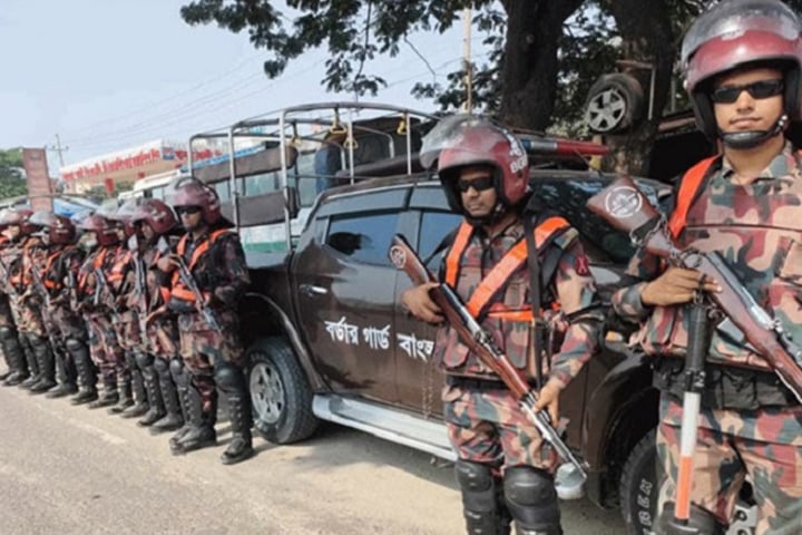নিরাপত্তা জোরদারে ৪৪ প্লাটুন বিজিবি মোতায়েন