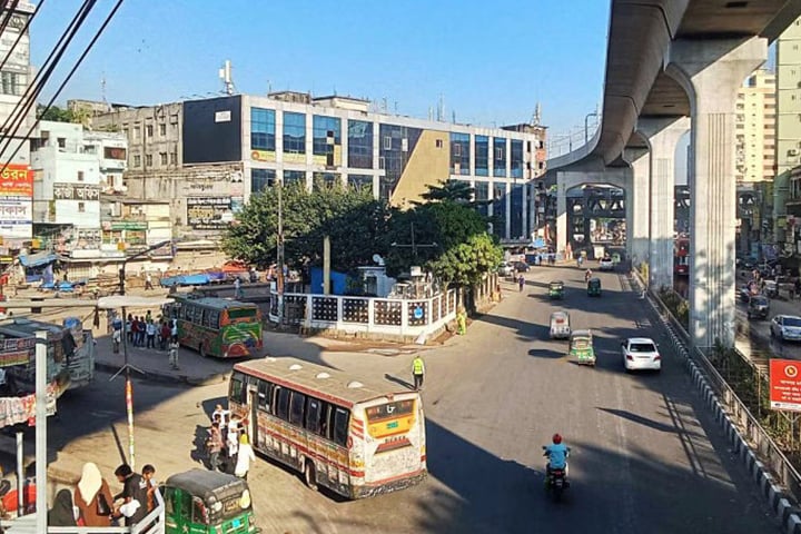 বিএনপির ৪৮ ঘণ্টার হরতাল চলছে