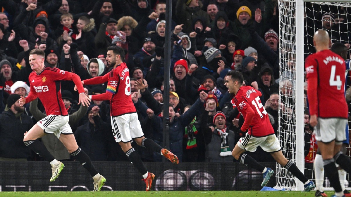 ম্যাকটমিনের জোড়া গোলে চেলসিকে হারালো ম্যানইউ