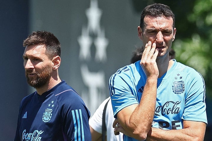 মেসি ও আর্জেন্টিনা ভক্তদের সুখবর দিলেন স্কালোনি