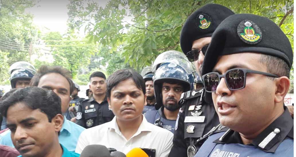 সন্ধ্যায় ঢাবি প্রশাসনের নির্দেশনা অনুযায়ী ব্যবস্থা: র‍্যাব
