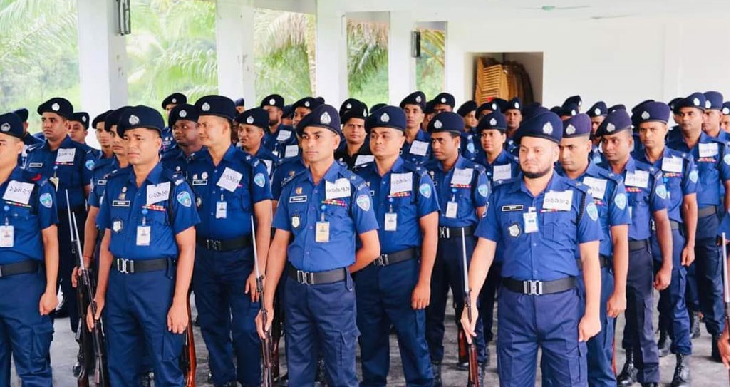 অনির্দিষ্টকালের কর্মবিরতি ‘পুলিশ অধস্থন কর্মচারী সংগঠনের’