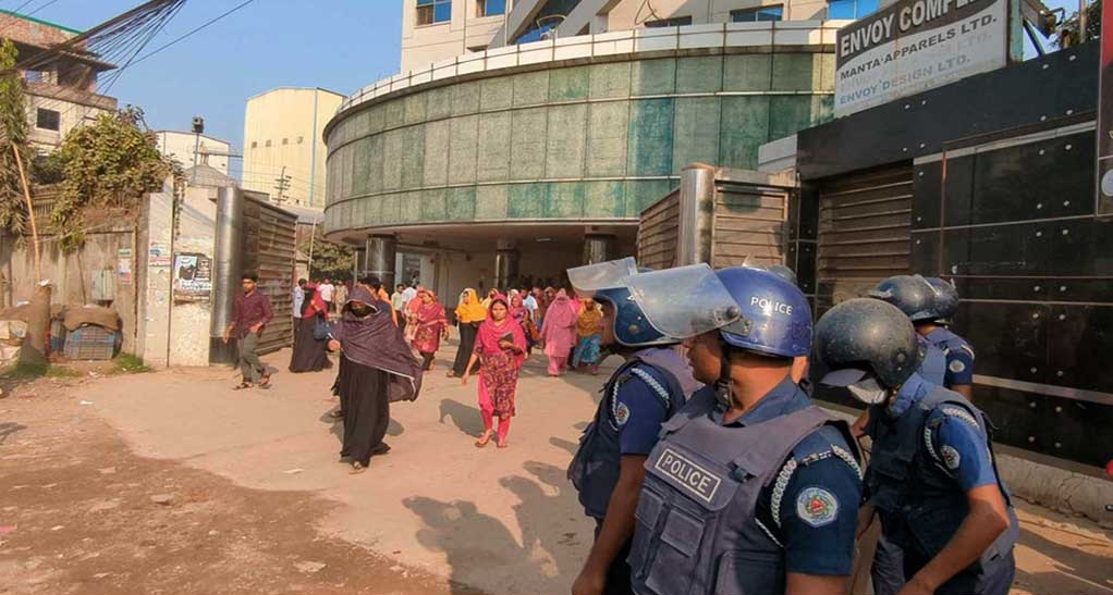 কর্মচঞ্চল আশুলিয়া, এখনও বন্ধ ৪৯ কারখানা