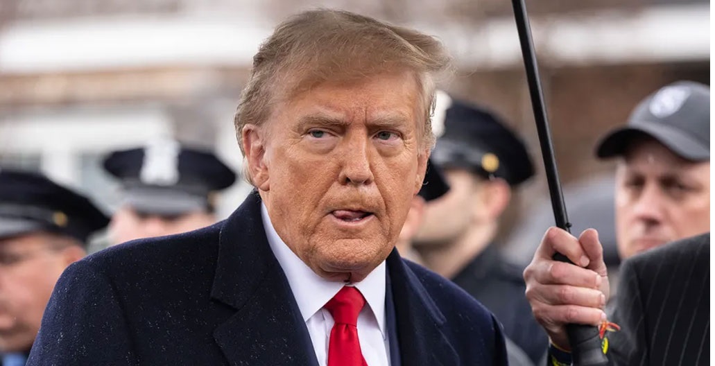 ট্রাম্পের গলফ খেলার সময় গোলাগুলি, আটক ১