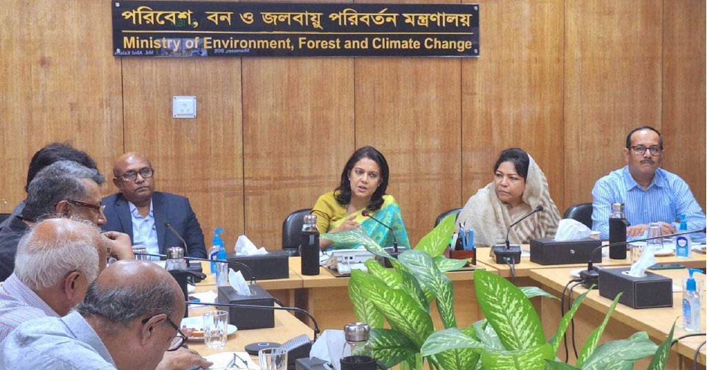 ‘১ নভেম্বর থেকে পলিথিন ব্যাগের বিরুদ্ধে সারাদেশে অভিযান’