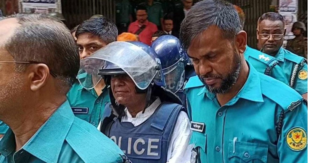 সাবেক বিচারপতি মানিককে আরেক হত্যা মামলায় গ্রেপ্তার