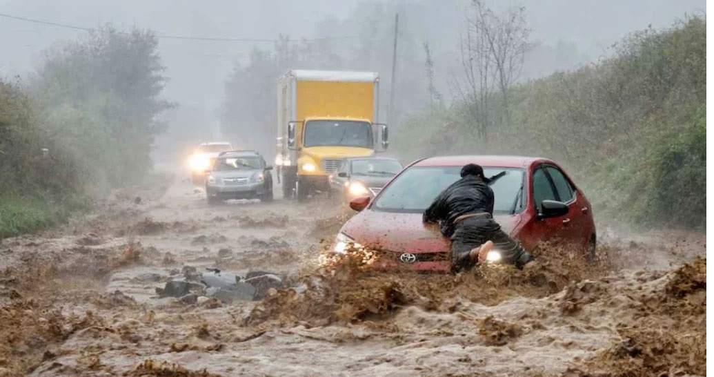 যুক্তরাষ্ট্রে ঘূর্ণিঝড় হেলেনের তাণ্ডবে নিহত ৪৬