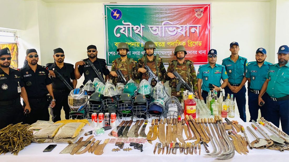 জেনাভা ক্যাম্পে অভিযানে শীর্ষ মাদক ব্যবসায়ী পিচ্চি রাজাসহ গ্রেফতার ৩৫